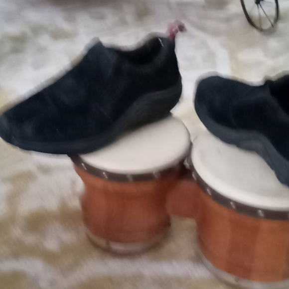 Black Merrell Jungle Mocs - Picture 3 of 5